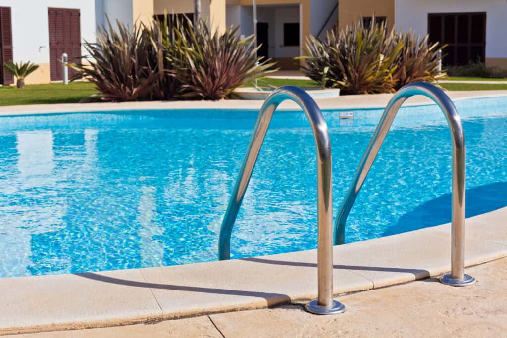 how long does it take to resurface a pool